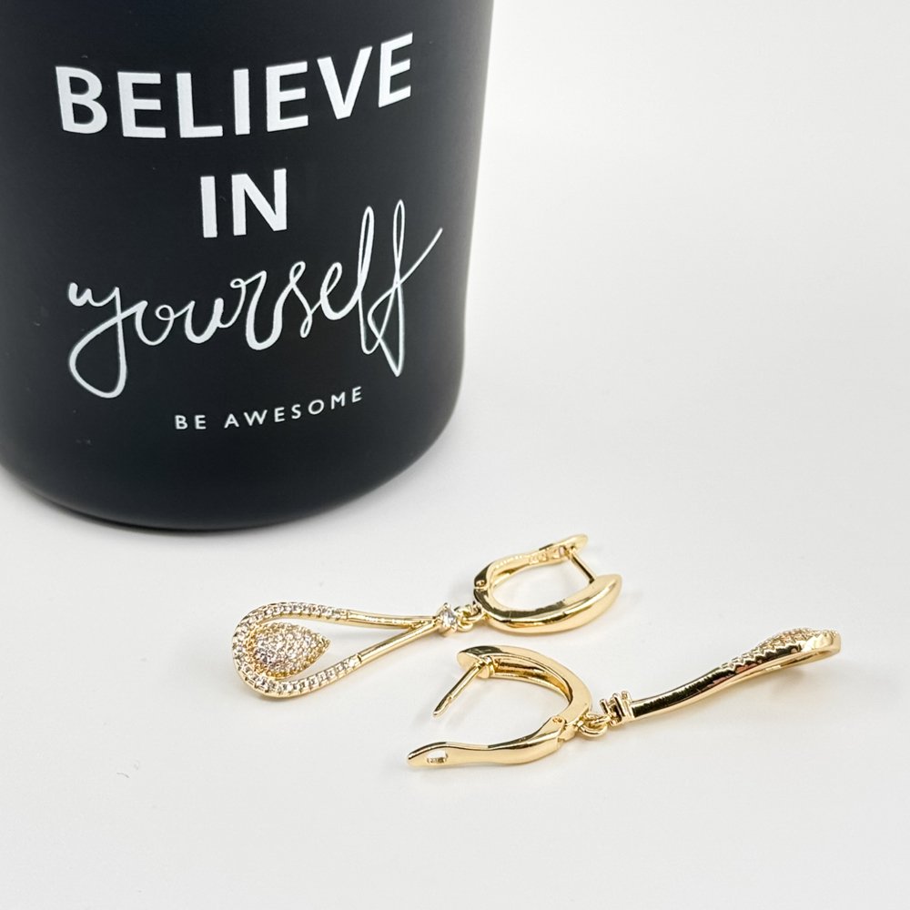 Cercei placati cu aur 18K – CRISSA Cercei placati cu aur 18K – CRISSA