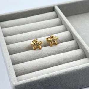 Cercei placati aur 18k stelute de mare Cercei placati aur 18k stelute de mare