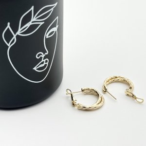 Cercei placati cu aur 18K – CRISSA Cercei placati cu aur 18K – CRISSA