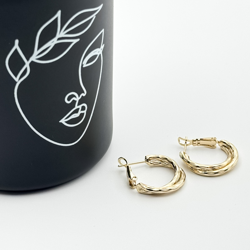 Cercei placati cu aur 18K – CRISSA Cercei placati cu aur 18K – CRISSA