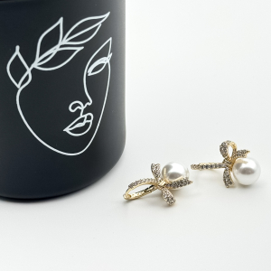 Cercei placati cu aur 18K – CRISSA Cercei placati cu aur 18K – CRISSA