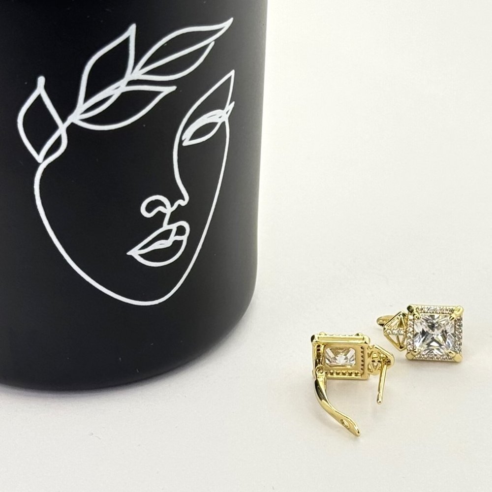 Cercei placati aur galben 18k Cercei placati aur galben 18k