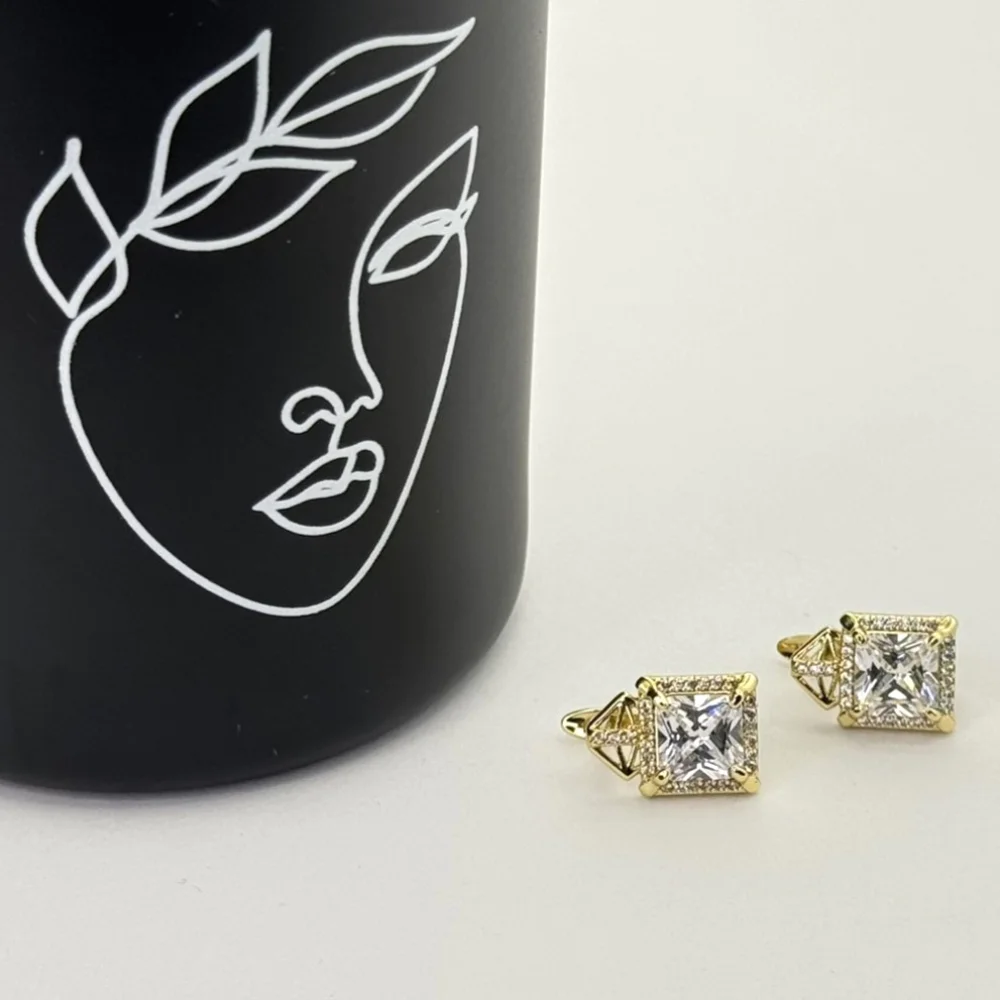 Cercei placati aur galben 18k Cercei placati aur galben 18k