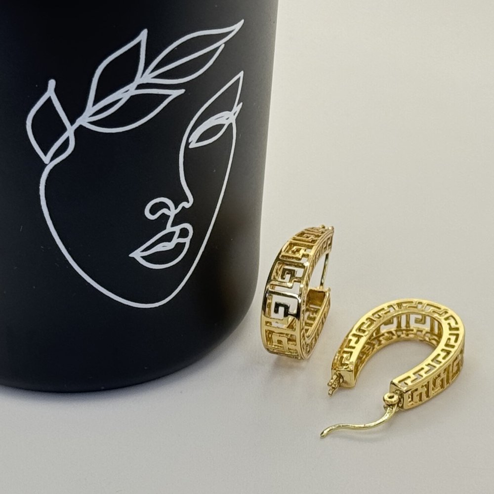 Cercei placati aur galben 18k Cercei placati aur galben 18k