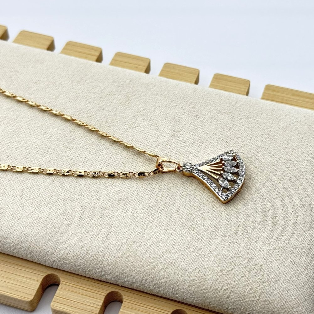 Colier placat aur 18k Colier placat aur 18k