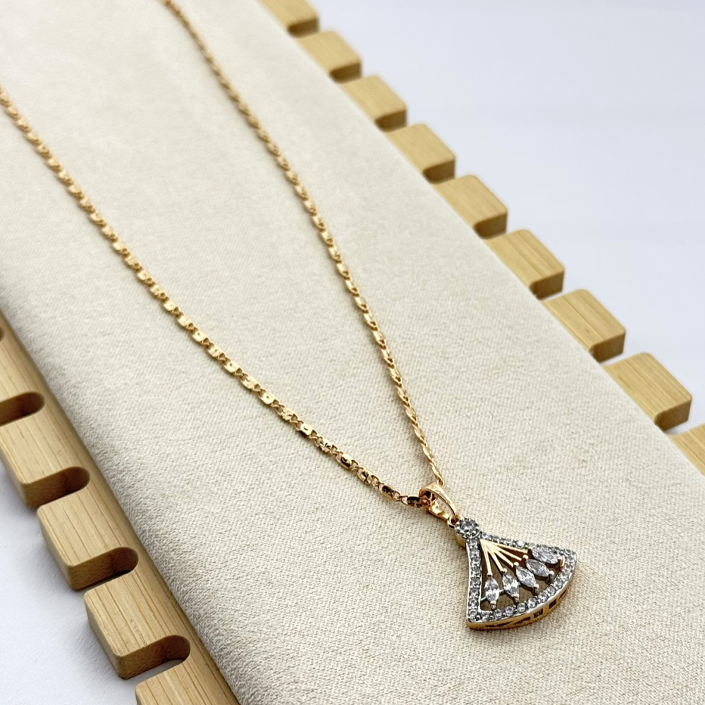 Colier placat aur 18k Colier placat aur 18k