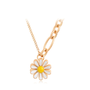 Colier placat aur 18k cu pandantiv margareta