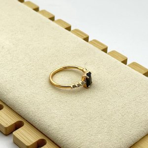 Inel placat aur 18k cristal negru Inel placat aur 18k cristal negru