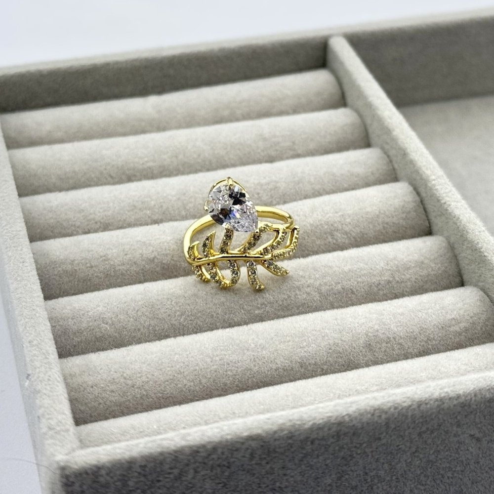 Inel placat aur 18k cristale Zirconia Inel placat aur 18k cristale Zirconia