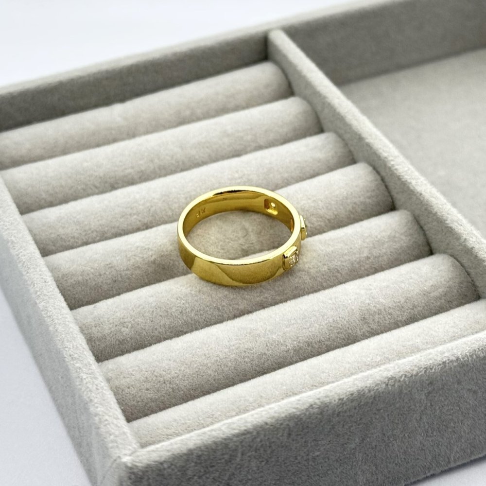 Inel placat aur cristale Zirconia Inel placat aur cristale Zirconia