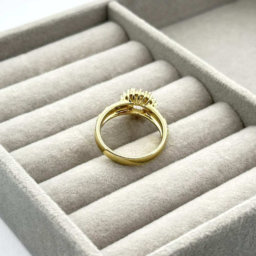 Inel placat aur galben 18k cristal mare Inel placat aur galben 18k cristal mare