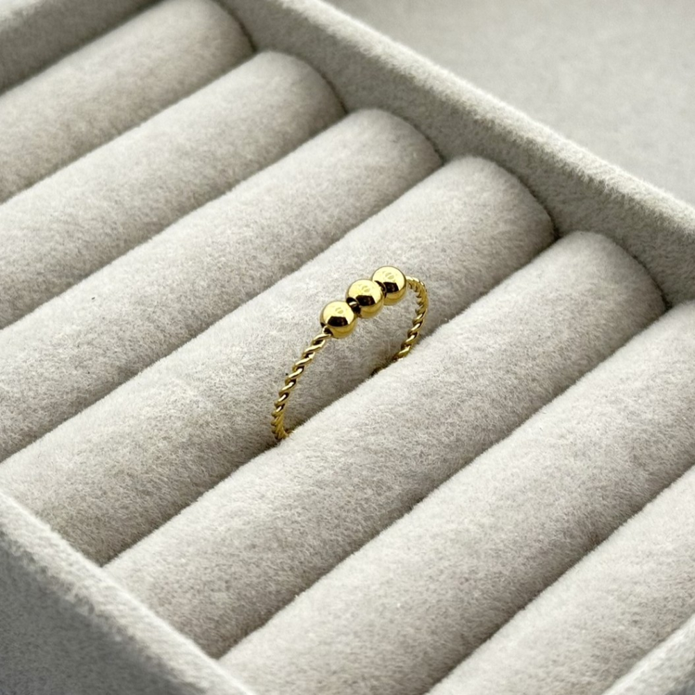 Inel placat aur galben 18k Inel placat aur galben 18k