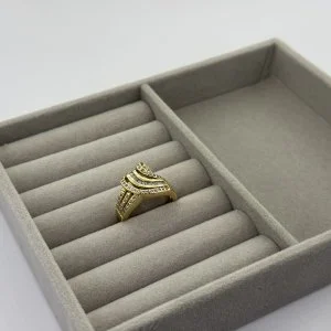 Inel placat aur galben 18k masiv Inel placat aur galben 18k masiv