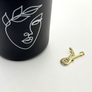 Pandantiv placat aur 18k chitara