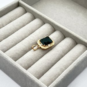 Pandantiv placat aur 18k cristal verde