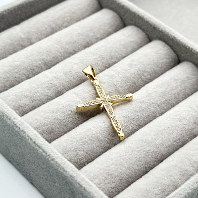 Pandantiv placat aur 18k cruce cu cristale Zirconia