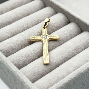 Pandantiv placat aur 18k cruce mare
