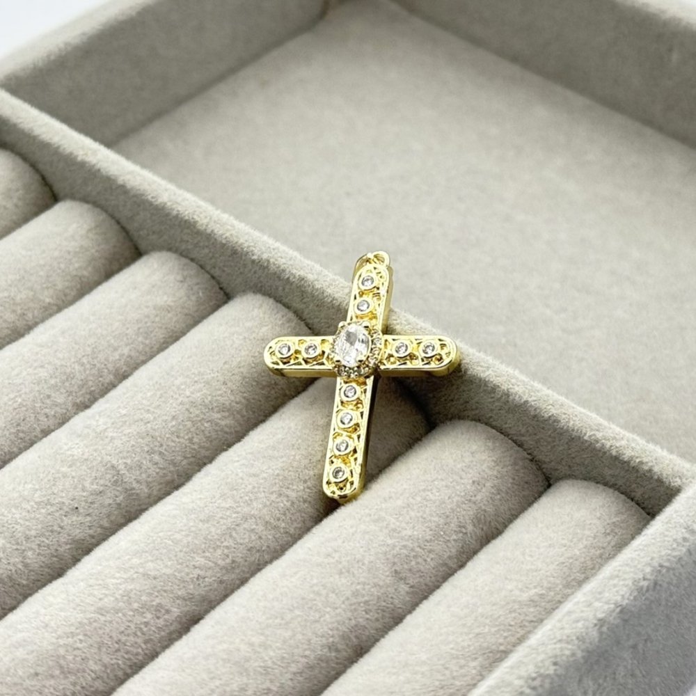 Pandantiv placat aur 18k cruce