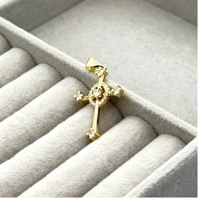 Pandantiv placat aur 18k cruce