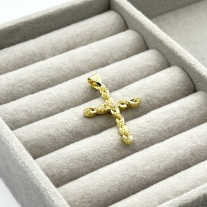Pandantiv placat aur 18k cruce Pandantiv placat aur 18k cruce