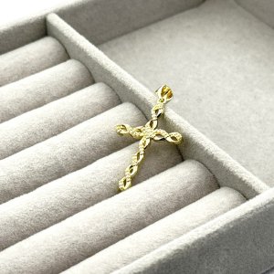 Pandantiv placat aur 18k cruce