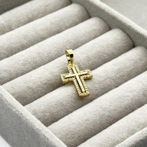 Pandantiv placat aur 18k cruciulita Pandantiv placat aur 18k cruciulita