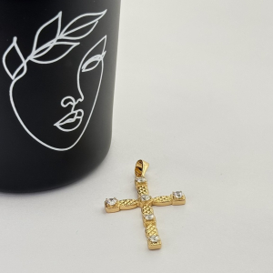 Pandantiv placat aur 18k cruciulita