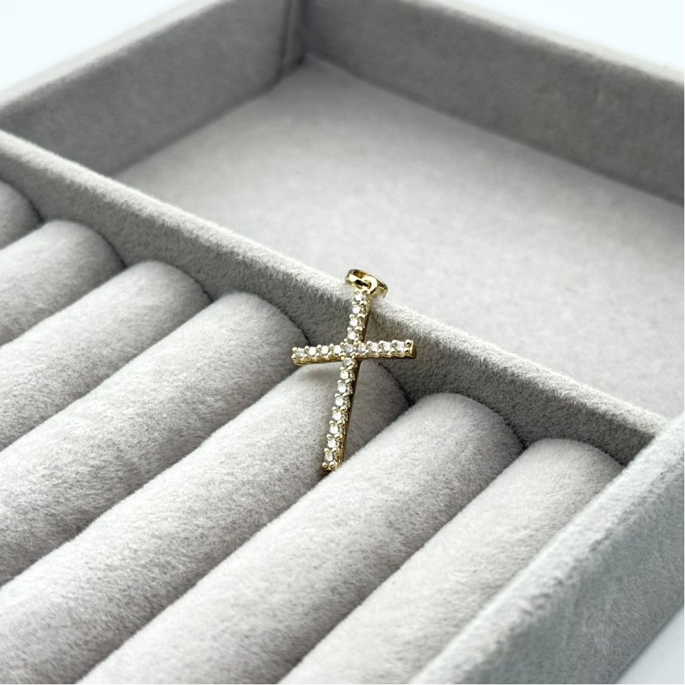 Pandantiv placat aur 18k cruciulita Pandantiv placat aur 18k cruciulita