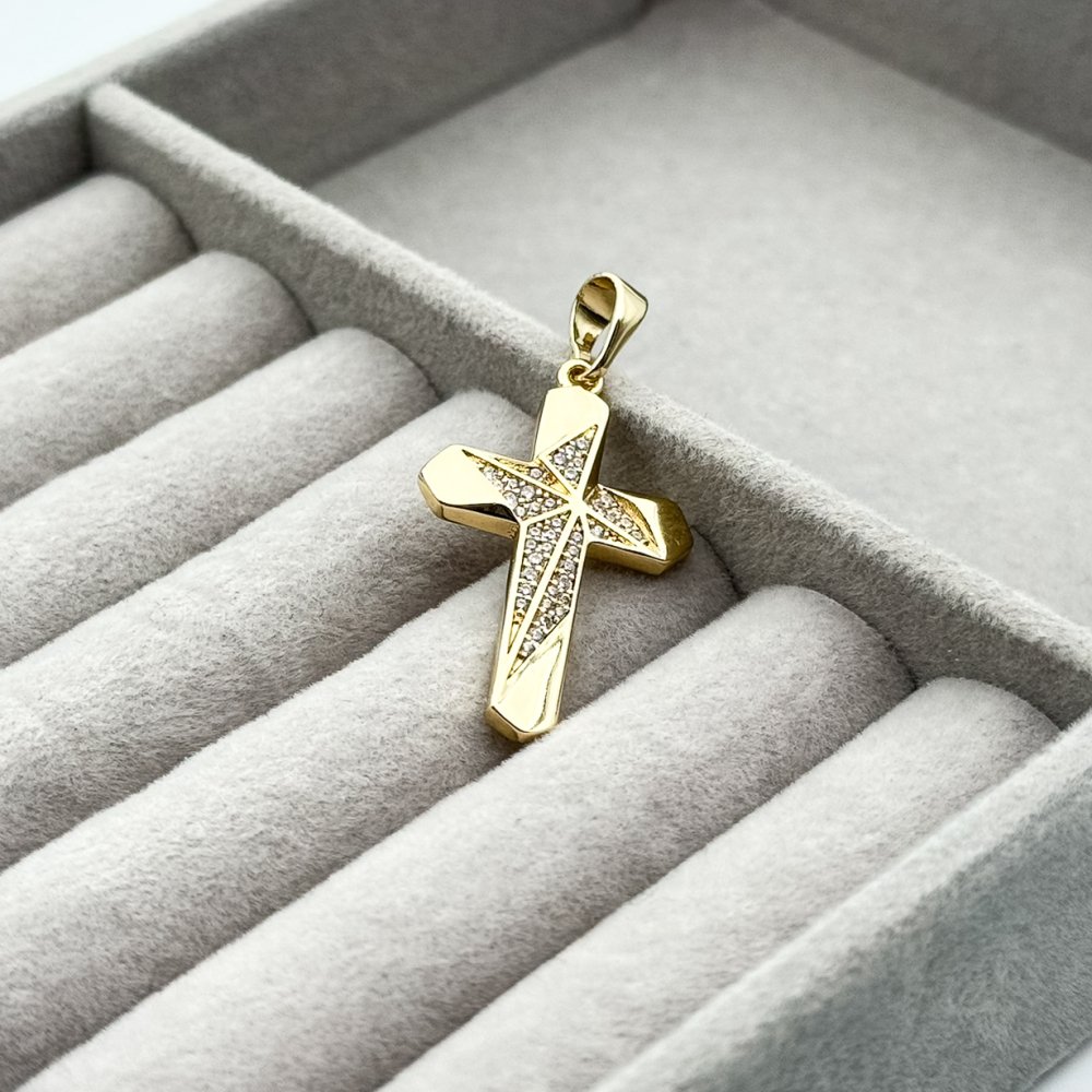 Pandantiv placat aur 18k cruciulita
