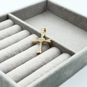Pandantiv placat aur 18k cruciulita Pandantiv placat aur 18k cruciulita