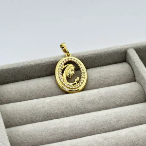 Pandantiv placat aur 18k iconita