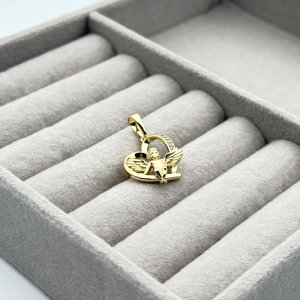 Pandantiv placat aur 18k ingeras Pandantiv placat aur 18k ingeras