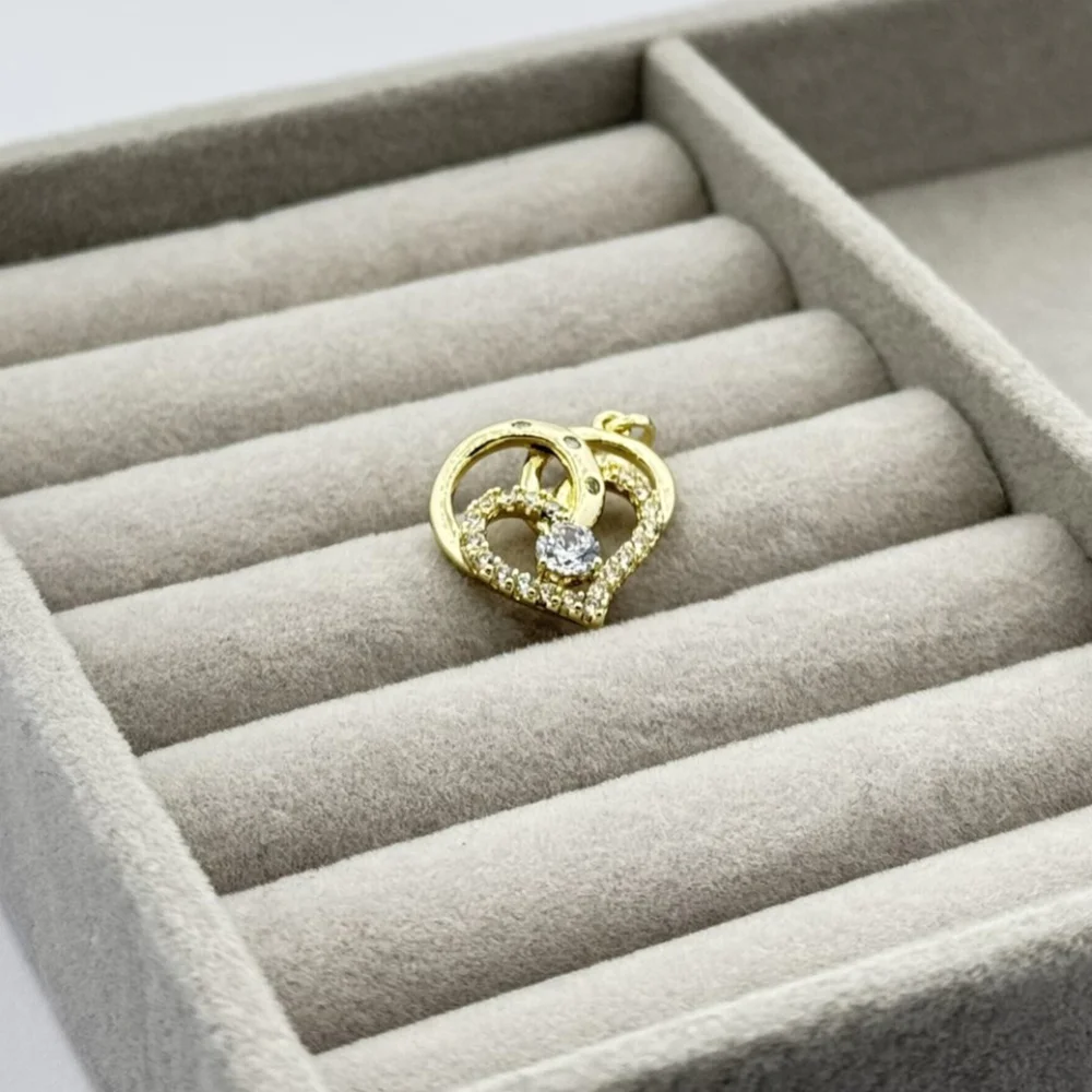 Pandantiv placat aur 18k inima Pandantiv placat aur 18k inima