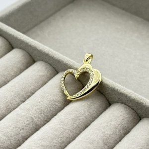 Pandantiv placat aur 18k inima Pandantiv placat aur 18k inima