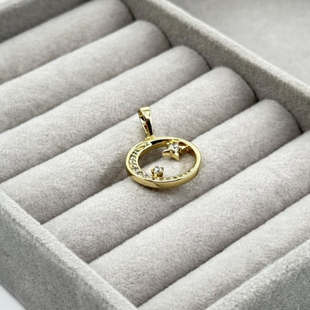 Pandantiv placat aur 18k luna si stele Pandantiv placat aur 18k luna si stele