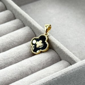 Pandantiv placat aur 18k modern