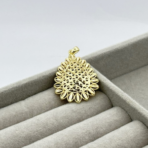 Pandantiv placat aur 18k modern Pandantiv placat aur 18k modern