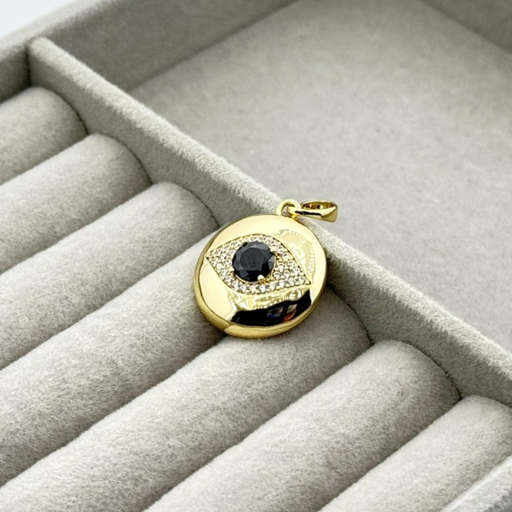 Pandantiv placat aur 18k Ochiul lui Horus Pandantiv placat aur 18k Ochiul lui Horus
