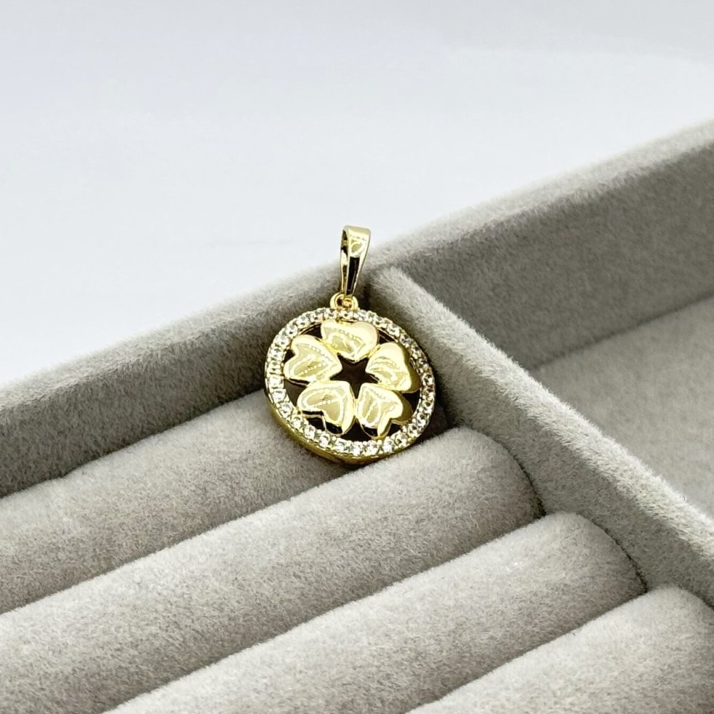 Pandantiv placat aur 18k