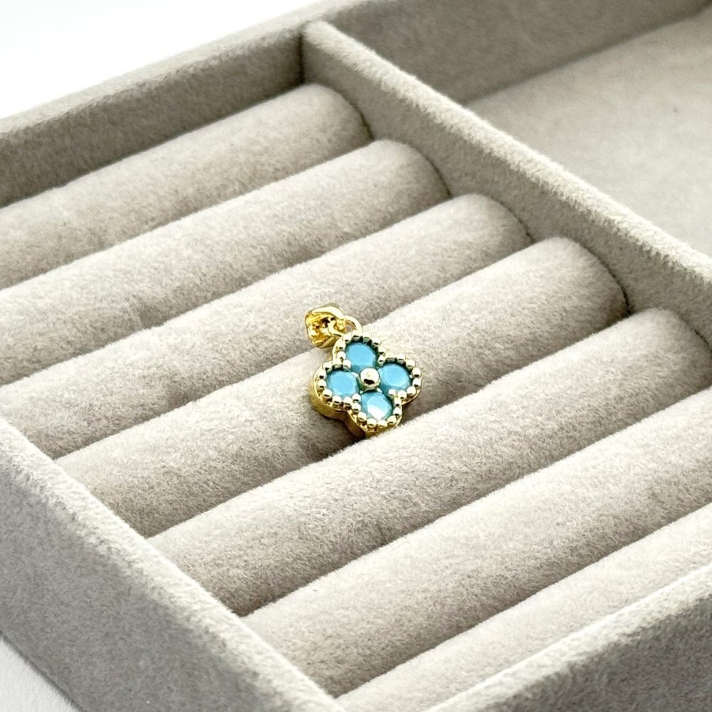 Pandantiv placat aur 18k Pandantiv placat aur 18k