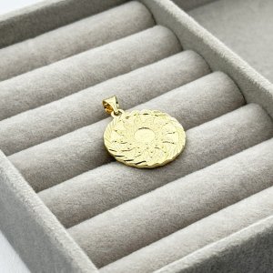 Pandantiv placat aur 18k