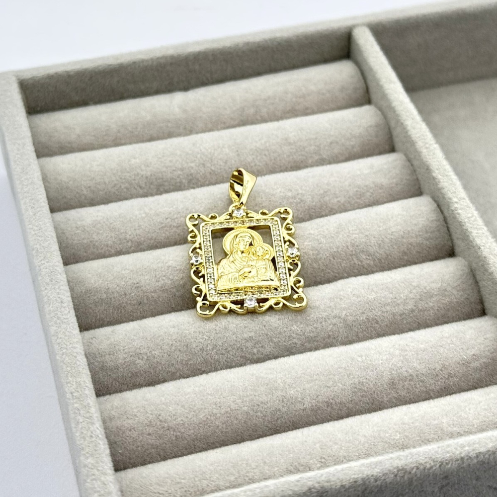Pandantiv placat aur 18k Pandantiv placat aur 18k