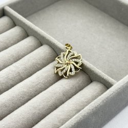 Pandantiv placat aur 18k Pandantiv placat aur 18k