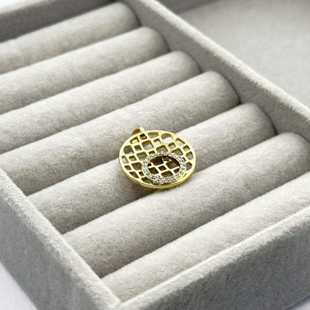 Pandantiv placat aur 18k 