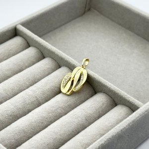 Pandantiv placat aur 18k Pandantiv placat aur 18k