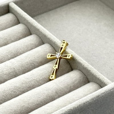 Pandantiv placat aur 18k