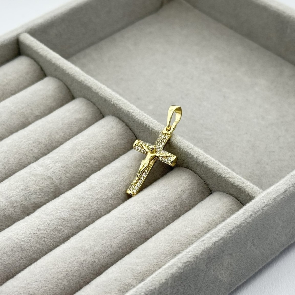 Pandantiv placat aur 18k 