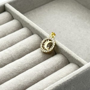 Pandantiv placat aur 18k