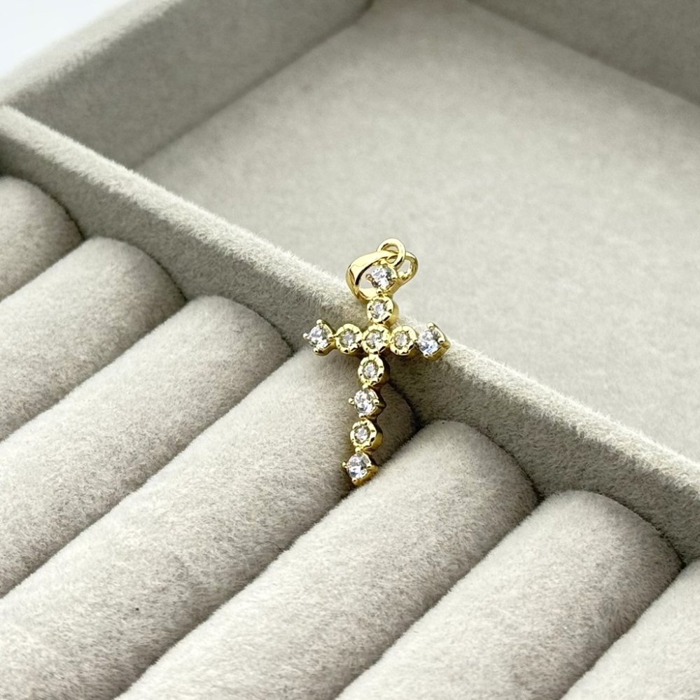 Pandantiv placat aur cristale Zirconia Pandantiv placat aur cristale Zirconia