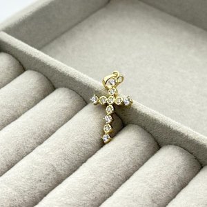 Pandantiv placat aur cristale Zirconia Pandantiv placat aur cristale Zirconia